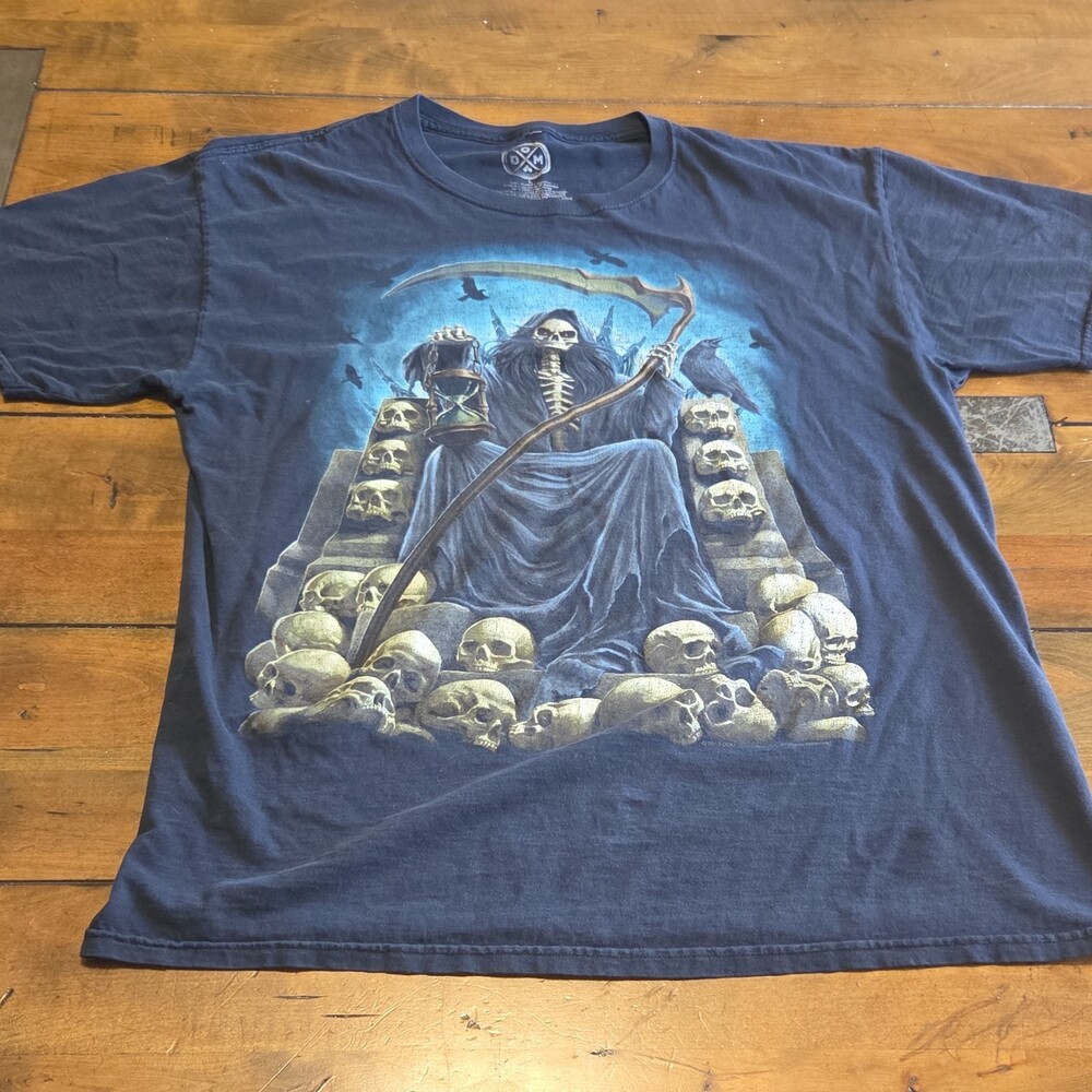 Documentary DOM Grim Reaper Skeleton Throne Graphic T Shirt Mens Large Black